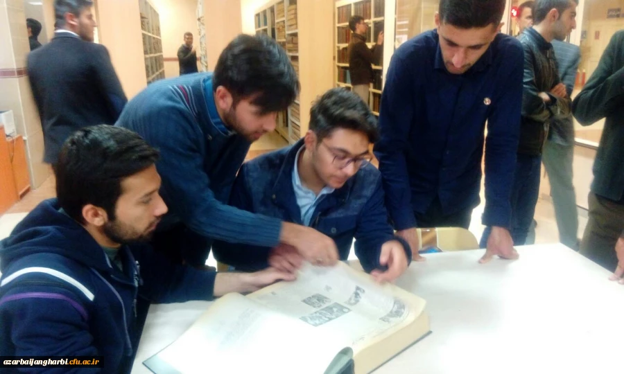 به مناسبت گرامیداشت هفته کتاب و کتابخوانی

بازدید دانشجویان از کتابخانه مرکزی ارومیه
 7