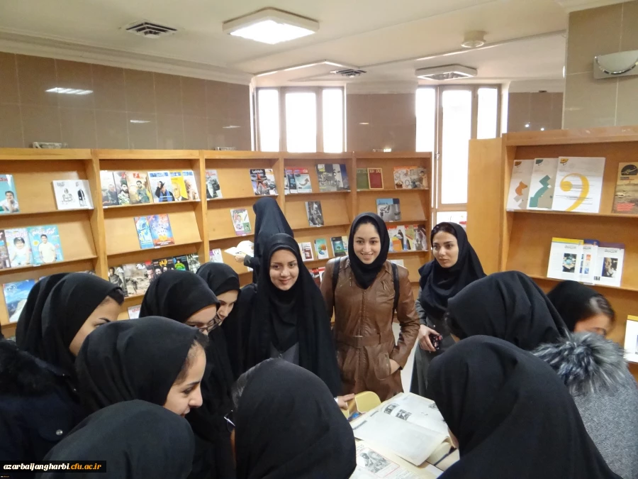 به مناسبت گرامیداشت هفته کتاب و کتابخوانی

بازدید دانشجویان از کتابخانه مرکزی ارومیه 3