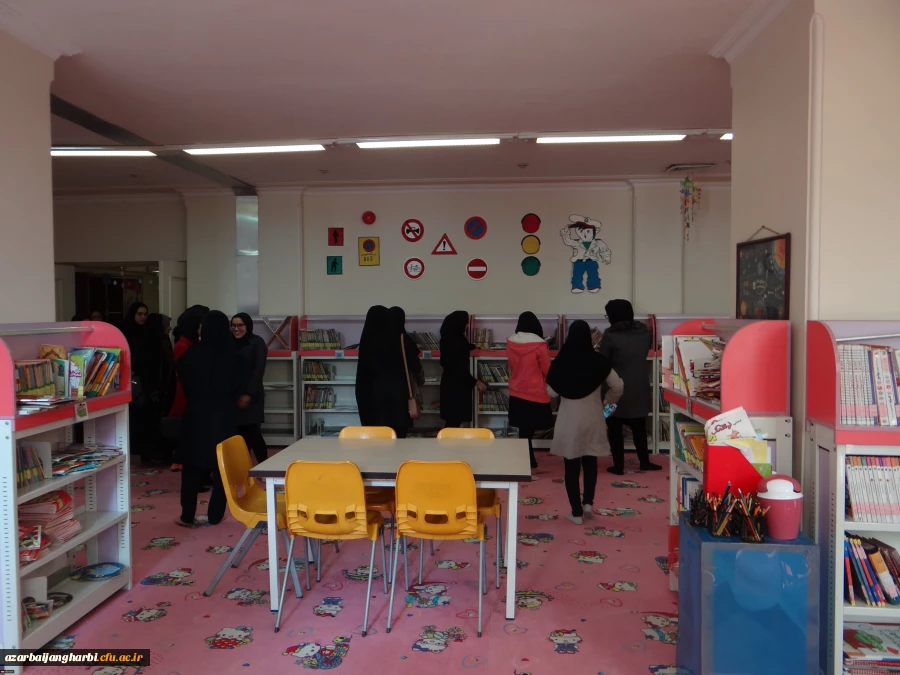 به مناسبت گرامیداشت هفته کتاب و کتابخوانی

بازدید دانشجویان از کتابخانه مرکزی ارومیه 4
