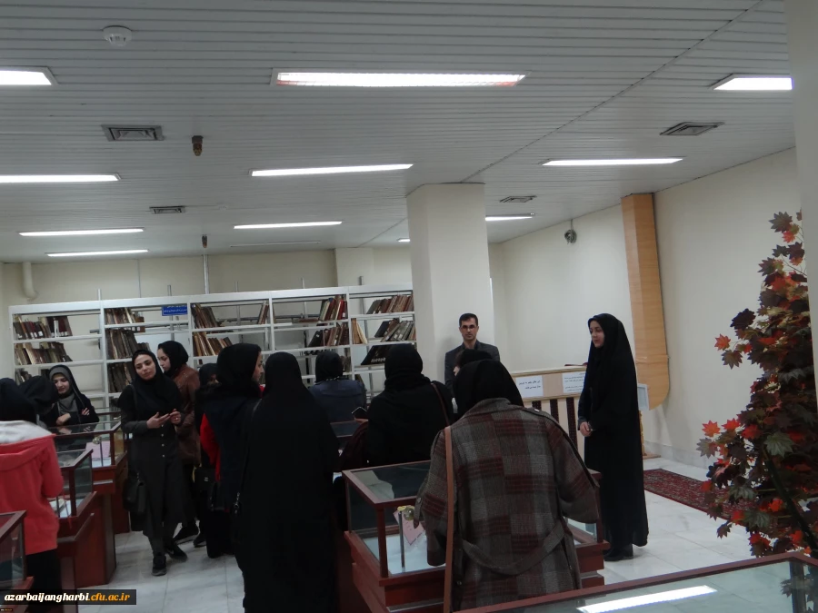 به مناسبت گرامیداشت هفته کتاب و کتابخوانی

بازدید دانشجویان از کتابخانه مرکزی ارومیه