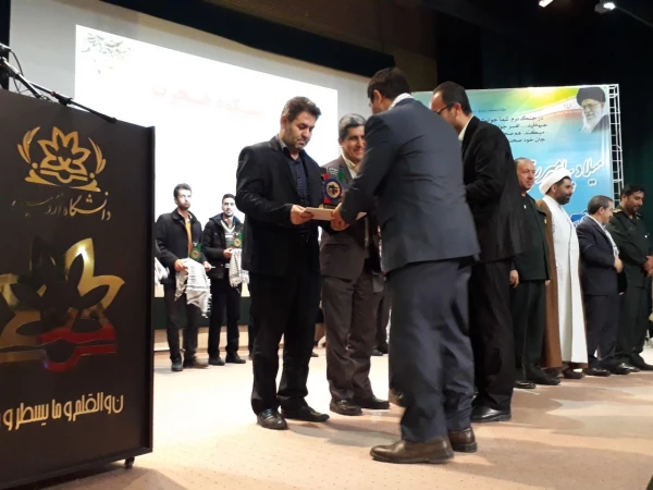 در سالروز تشکیل بسیج دانشجویی به فرمان حضرت امام خمینی (ره) و گرامیداشت هفته بسیج

مراسم شکوه هجرت در راستای تجلیل از گروه های جهادی برگزار شد 3