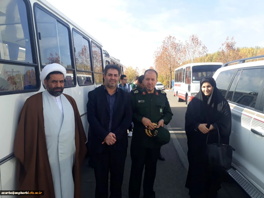 در سالروز تشکیل بسیج دانشجویی به فرمان حضرت امام خمینی (ره) و گرامیداشت هفته بسیج

مراسم شکوه هجرت در راستای تجلیل از گروه های جهادی برگزار شد 2