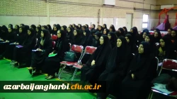 در مرکز شهید مطهری خوی 

برگزاری اولین جلسه کارگاه مقاله نویسی 5