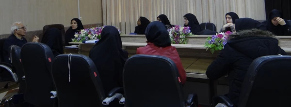 در پردیس علامه طباطبایی ارومیه برگزار شد

 ویژه برنامه ی نقد کتاب در قالب محفل ادبی به مناسبت بزرگداشت هفته پژوهش