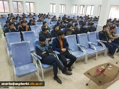 در مرکز امام خمینی (ره) سلماس

کلاس توجیهی آیین نامه های آموزشی دانشگاه فرهنگیان