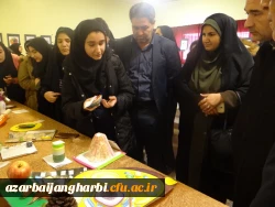 برگزاری نمایشگاه دست سازه های کمک آموزشی به مناسبت هفته پژوهش در پردیس علامه طباطبایی ارومیه 3