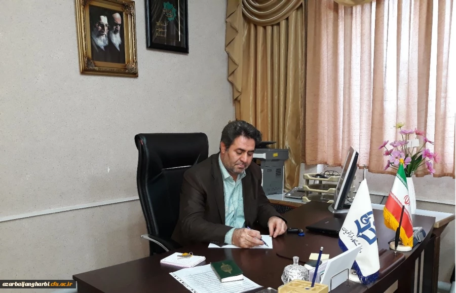 بمناسبت 9 دی

پیام دکتر محمودلو مدیر امور پردیسهای دانشگاه فرهنگیان آذربایجان غربی 2