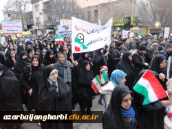 شرکت گسترده مسئولین، اساتید و کارکنان دانشگاه فرهنگیان استان آذربایجان غربی در راهپیمایی 22 بهمن سال 97