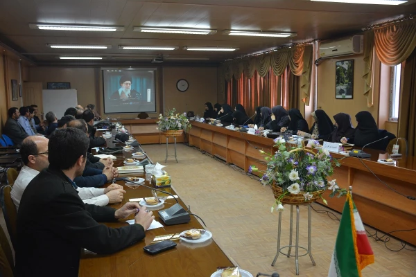 به همت کارشناسی هوشمند سازی و همکاری کارشناسی حراست 

دوره امنیت اطلاعات برای اساتید و کارکنان پردیس های استان آذربایجان غربی برگزار شد 2