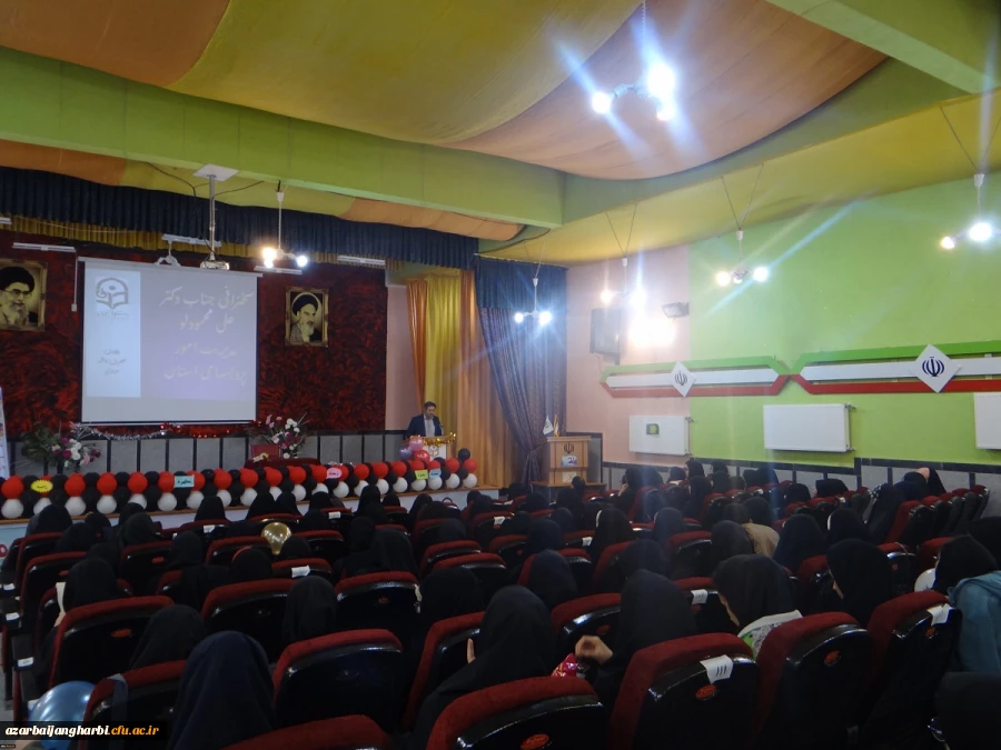 با حضور دکتر محمودلو سرپرست امور پردیس های استان و دکتر پایز سرپرست پردیس علامه طباطبایی ارومیه

برگزاری مراسم ولادت حضرت فاطمه الزهراء (س) و روز گرامیداشت مقام زن در پردیس علامه طباطبایی  2