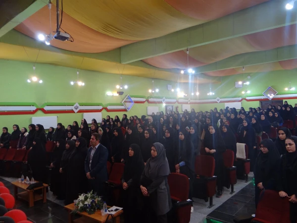 با حضور دکتر محمودلو سرپرست امور پردیس های استان و دکتر پایز سرپرست پردیس علامه طباطبایی ارومیه

برگزاری مراسم ولادت حضرت فاطمه الزهراء (س) و روز گرامیداشت مقام زن در پردیس علامه طباطبایی