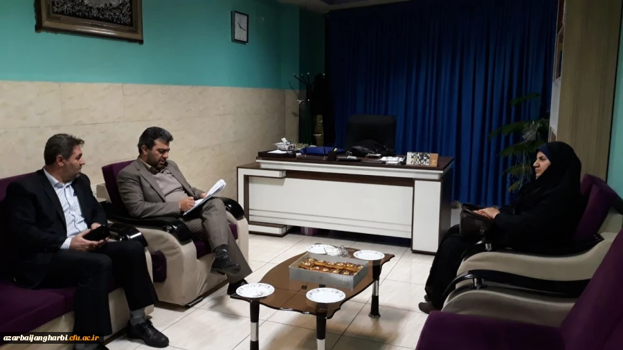 در راستای پیگیری مصوبات جلسه هیات امنا دانشگاه فرهنگیان استان

سرپرست مدیریت استانی دکتر محمودلو و سرپرست پردیس علامه با آقای دکتر بهادری نماینده مردم ارومیه در مجلس دیدار و گفتگو کردند