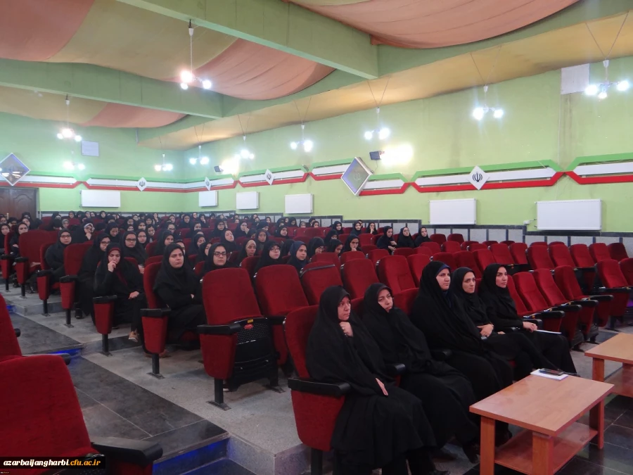 در پردیس علامه طباطبایی ارومیه

نشست صمیمی مسئولین هسته ی گزینش استان آذربایجان غربی با دانشجو معلمان  2