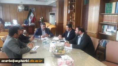 در راستای توسعه کمی و کیفی دانشگاه فرهنگیان استان آذربایجان غربی

دکتر محمودلو با فرماندار ویژه و مدیر آموزش و پرورش شهرستان میاندوآب دیدار و گفتگو کرد