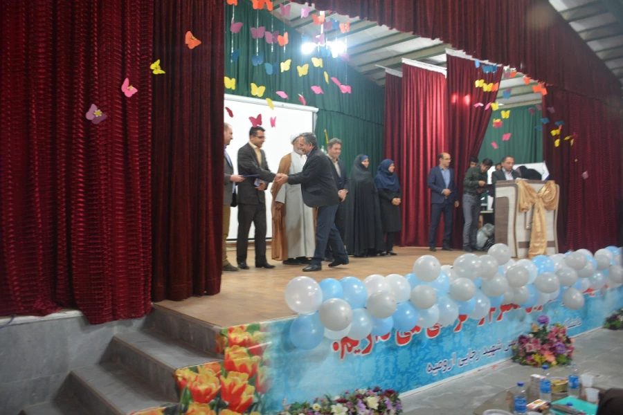 مراسم استانی دهه ی سرآمدی آموزش در دانشگاه فرهنگیان استان آذربایجان غربی برگزار شد 6