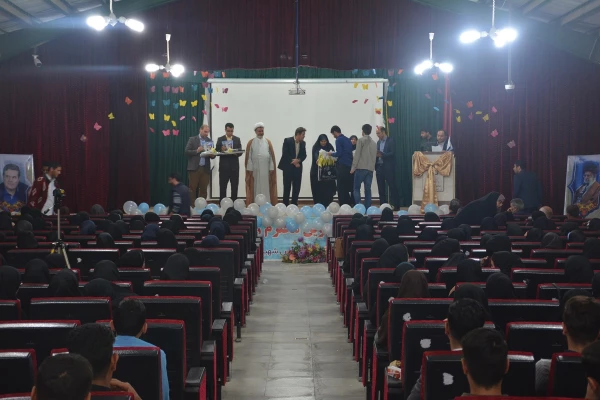 مراسم استانی دهه ی سرآمدی آموزش در دانشگاه فرهنگیان استان آذربایجان غربی برگزار شد 7