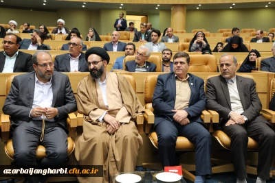 با حضور رییس جمهور و وزیر آموزش و پرورش انجام شد:

رونمایی از 6 عنوان کتاب تربیت معلم در مراسم اختتامیه نکوداشت یکصد سال تربیت معلم در ایران