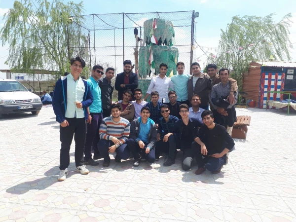 بمناسبت گرامیداشت دهه ی سرآمدی آموزش و به همت گروه علوم پایه

بازدید دانشجویان پردیس شهید رجایی آذربایجان غربی از پارک ملی دریاچه ارومیه و باغ وحش
 11