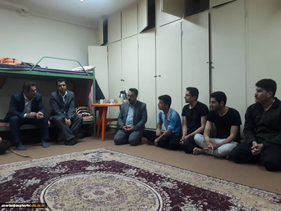 حضور سرزده آقای دکتر علی محمودلو مدیر امور پردیس های استان در واحد امام خمینی (ره) سلماس 2