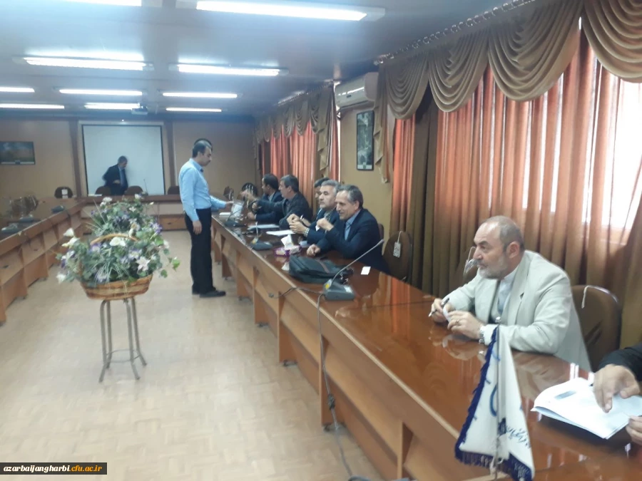 دکتر محمدعلی ضیایی بعنوان نماینده اساتید دانشگاه فرهنگیان استان آذربایجان غربی انتخاب شد 5