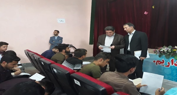 دکتر علی محمودلو سرپرست امور پردیس های استان از حوزه امتحانی پردیس شهید رجایی آذربایجان غربی بازدید نمودند