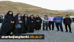 با روایتگری حاج حسین یکتا

حضور دانشجویان دانشگاه فرهنگیان استان آذربایجان غربی در مراسم قرائت دعای عرفه در منطقه تمرچین پیرانشهر
 4