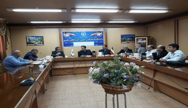 به منظور تسهیل فرآیند کسورات و تسویه حساب دانشجویان

جلسه هماهنگی مسئولین مالی اداره کل آموزش و پرورش با مسئولین مدیریت استانی دانشگاه فرهنگیان استان آذربایجان غربی