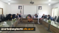 به منظور آشنایی با مشکلات و تنگناهای استانها برای بازگشایی مطلوب در مهر ماه 98

دکتر روشندل معاون آموزشی و تحصیلات تکمیلی دانشگاه فرهنگیان از فضاهای آموزشی،  فرهنگی، ورزشی و سراهای دانشجویی مرکز امام خمینی (ره) سلماس بازدید نمودند