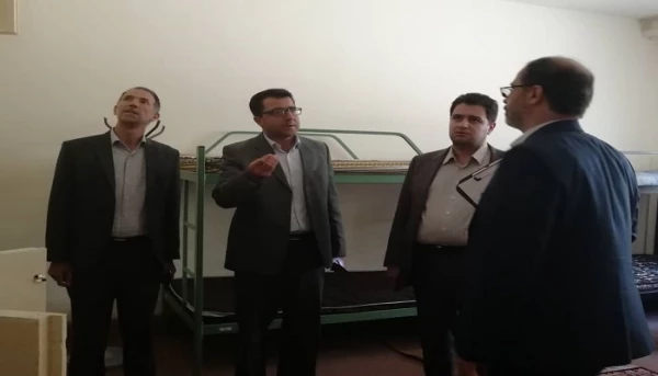 به منظور آشنایی با مشکلات و تنگناهای استانها برای بازگشایی مطلوب در مهر ماه 98

دکتر روشندل معاون آموزشی و تحصیلات تکمیلی دانشگاه فرهنگیان از فضاهای آموزشی،  فرهنگی، ورزشی و سراهای دانشجویی مرکز امام خمینی (ره) سلماس بازدید نمودند 6