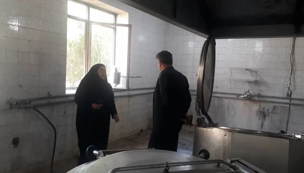 دکتر علی محمودلو رئیس دانشگاه فرهنگیان استان آذربایجان غربی  به صورت سرزده در واحدهای آموزشی شهید مطهری خوی و حضرت امام خمینی (ره) سلماس حضور یافت و ضمن بازدید از بخش های مختلف با روسای آن مراکز گفتگو کرد 3