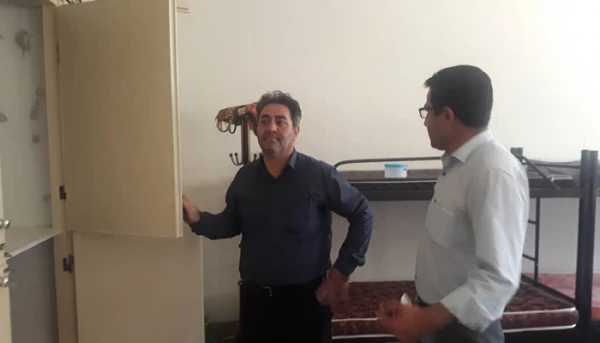 دکتر علی محمودلو رئیس دانشگاه فرهنگیان استان آذربایجان غربی  به صورت سرزده در واحدهای آموزشی شهید مطهری خوی و حضرت امام خمینی (ره) سلماس حضور یافت و ضمن بازدید از بخش های مختلف با روسای آن مراکز گفتگو کرد