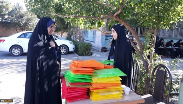 بازدید دکتر محمودلو سرپرست امور پردیس های استان آذربایجان غربی و دکتر پایز سرپرست پردیس علامه طباطبایی ارومیه از فرآیند ثبت نام پذیرفته شدگان آزمون سراسری 1398 در پردیس علامه طباطبایی ارومیه 3