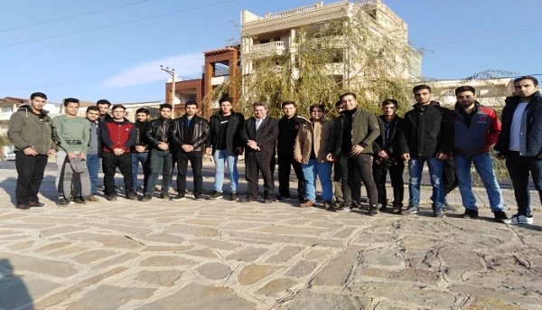 حضور دانشجویان پردیس شهید رجایی آذربایجان غربی در همایش پیاده روی صبحگاهی گرامیداشت هفته بسیج 2