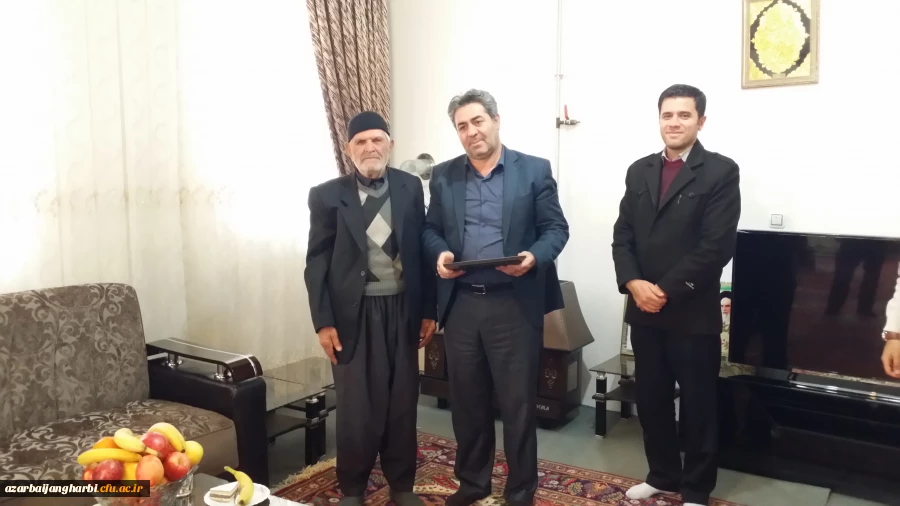 دیدار با خانواده دانشجو معلم شهید اکبر یوسفی 5