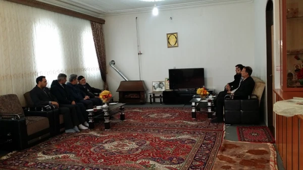 دیدار با خانواده دانشجو معلم شهید اکبر یوسفی 6