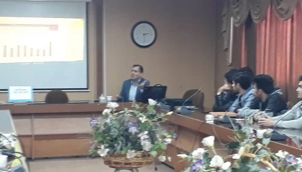 نشست علمی – تخصصی با عنوان پژوهش در آئینه زمان ( دیروز، امروز و فردا) در پردیس شهید رجایی آذربایجان غربی برگزار شد 3