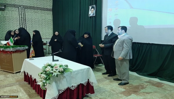 برگزاری نشست سیاسی با موضوع «اضمحلال نظام آمریکا» به مناسبت هفته بسیج 3