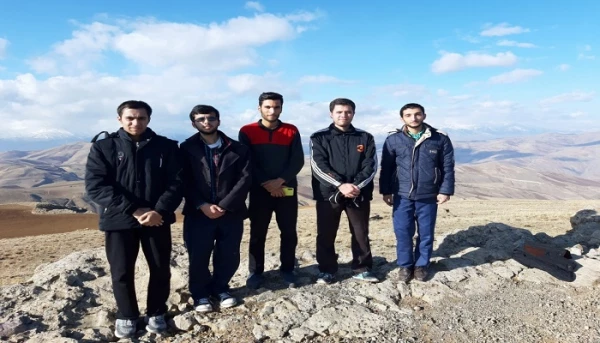 صعود جمعی از دانشجویان پردیس شهید رجایی آذربایجان غربی  به ارتفاعات کوه سیر ارومیه 2
