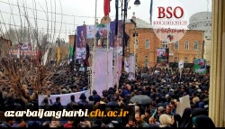 حضور جمعی از کارکنان پردیس شهید رجایی در مراسم سوگواری خیابانی مردم شهید پرور ارومیه بمناسبت شهادت سردار سرافراز اسلام سپهبد حاج قاسم سلیمانی و همرزمان ایشان 3