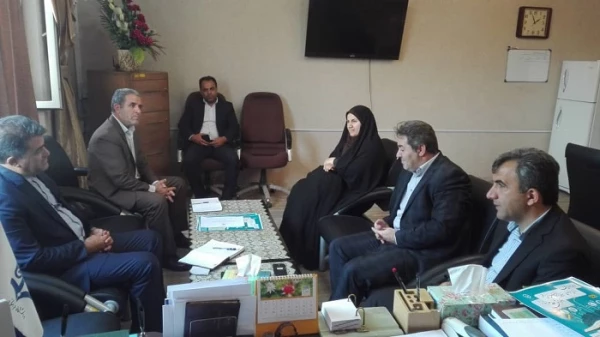 دکتر عادل نجف زاده منتخب مردم خوی و چایپاره در مجلس یازدهم با حضور در دانشگاه فرهنگیان آذربایجان غربی با دکتر محمودلو مدیر امورپردیس های استان دیدار و گفتگو کرد 