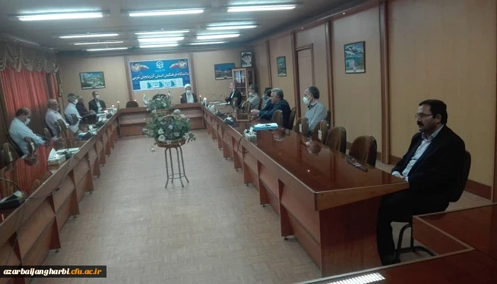 آئین همبستگی حمایت از جنبش نفس و محکومیت سیاست های نژاد پرستانه و ناعادلانه دولت آمریکا توسط اساتید بسیجی دانشگاه فرهنگیان استان آذربایجان غربی با حضور اساتید برگزار شد 