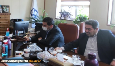 در دیدار با سرپرست دانشگاه فرهنگیان آذربایجان غربی 

دکتر خنیفر رئیس دانشگاه فرهنگیان کشور بر آماده سازی پردیس ها و مراکز برای سال تحصیلی آینده تاکید کرد 