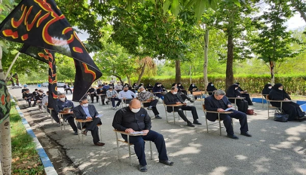 مراسم عزاداری سرور و سالار شهیدان امام حسین (ع) و یاران باوفایش با حضور مسئولین، اساتید، کارکنان و جمعی از دانشجویان در محوطه دانشگاه فرهنگیان استان آذربایجان غربی برگزار شد