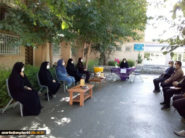 برگزاری جلسه شورای اداری پردیس علامه طباطبایی ارومیه با رعایت پروتکل های بهداشتی و در فضای باز
 2