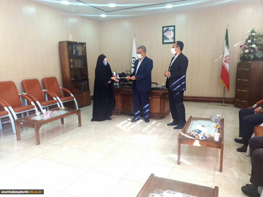 حضور مسئول محترم کانون بسیج اساتید خوی در مرکزآموزش عالی شهید مطهری خوی 2