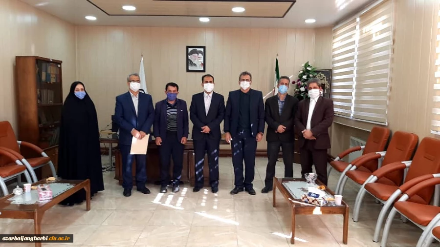 حضور مسئول محترم کانون بسیج اساتید خوی در مرکزآموزش عالی شهید مطهری خوی 4