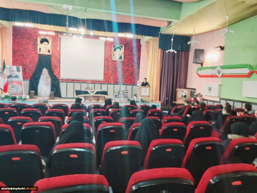 برگزاری مراسم سالروز شهادت بانوی دو عالم حضرت فاطمه زهرا (س) و بزرگداشت شهید سپهبد حاج قاسم سلیمانی در پردیس علامه طباطبایی آذربایجان غربی (خواهران) 3