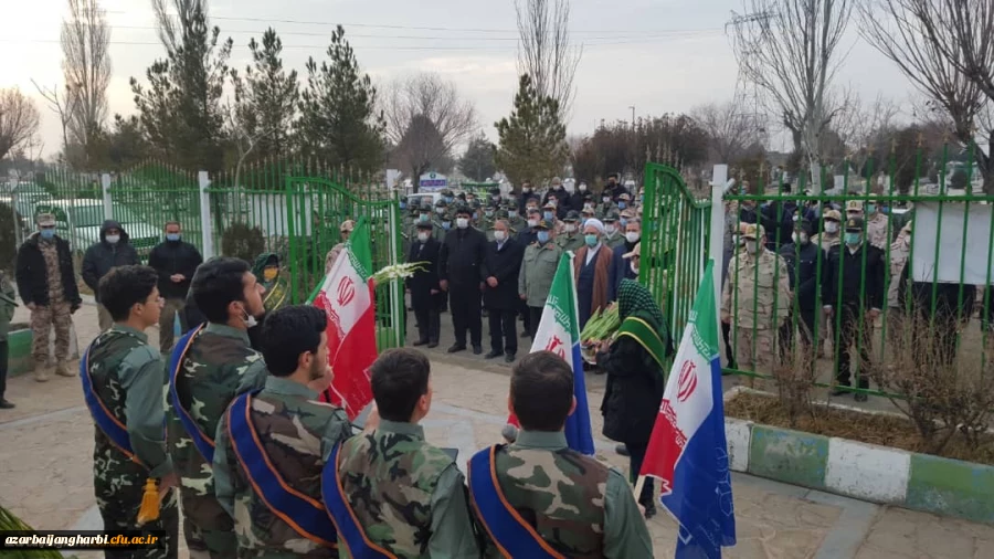 مراسم ویژه مهمانی لاله های گلزار شهدا و تجدیدمیثاق با آرمان های شهدا - شهید مطهری خوی 7