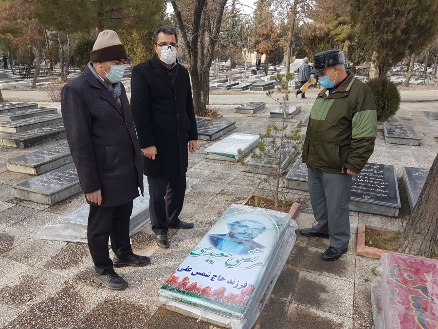 آئین غبارروبی و عطرافشانی قبور مطهر شهدای سلماس برگزار شد