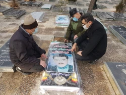 آئین غبارروبی و عطرافشانی قبور مطهر شهدای سلماس برگزار شد